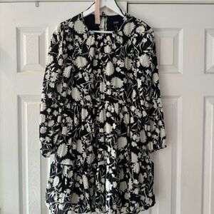 MSK Black & White Floral Tiered Mini Dress – Size S, NWT